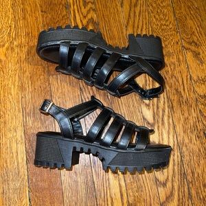 Bamboo chunky sandals